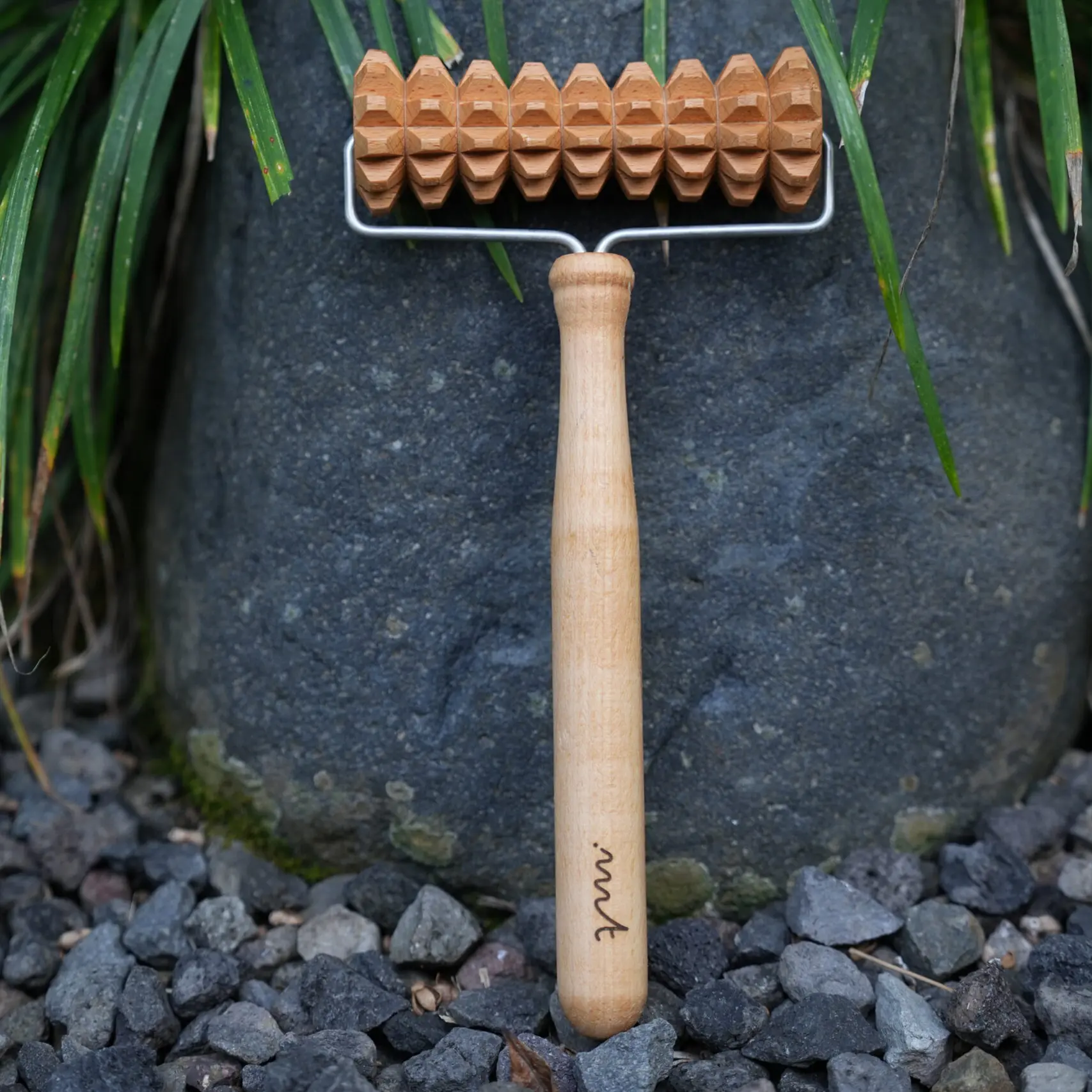 T-Shape Body Roller